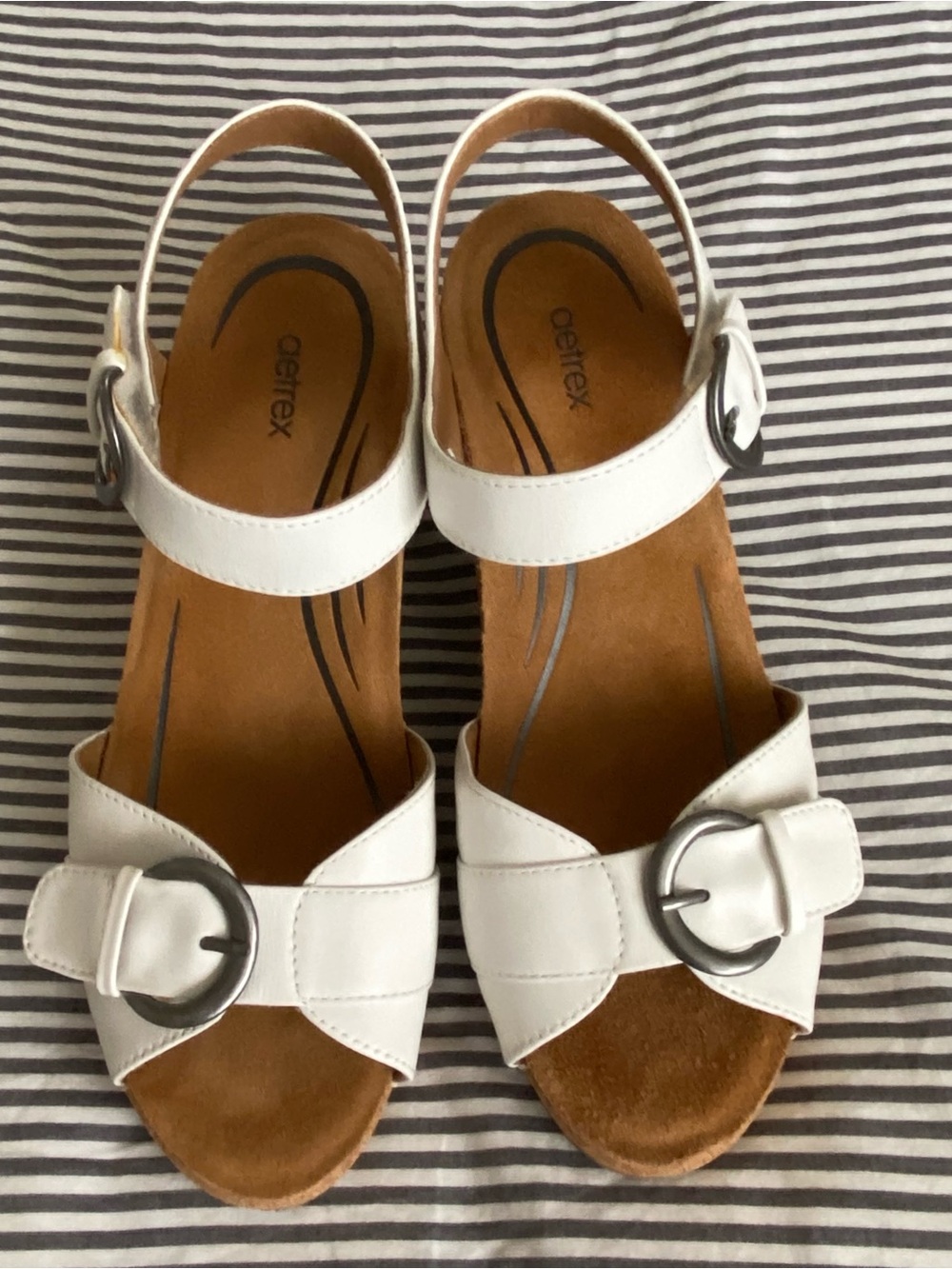 Aetrex Tory White Leather Buckle Platform Sandals 8.5